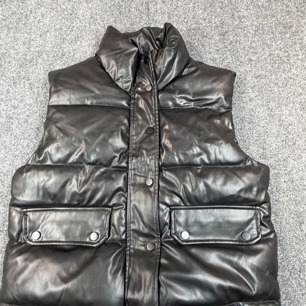 C&C California Womens Medium Black Faux Leather Puffer Vest Snap Zip Pockets NEW